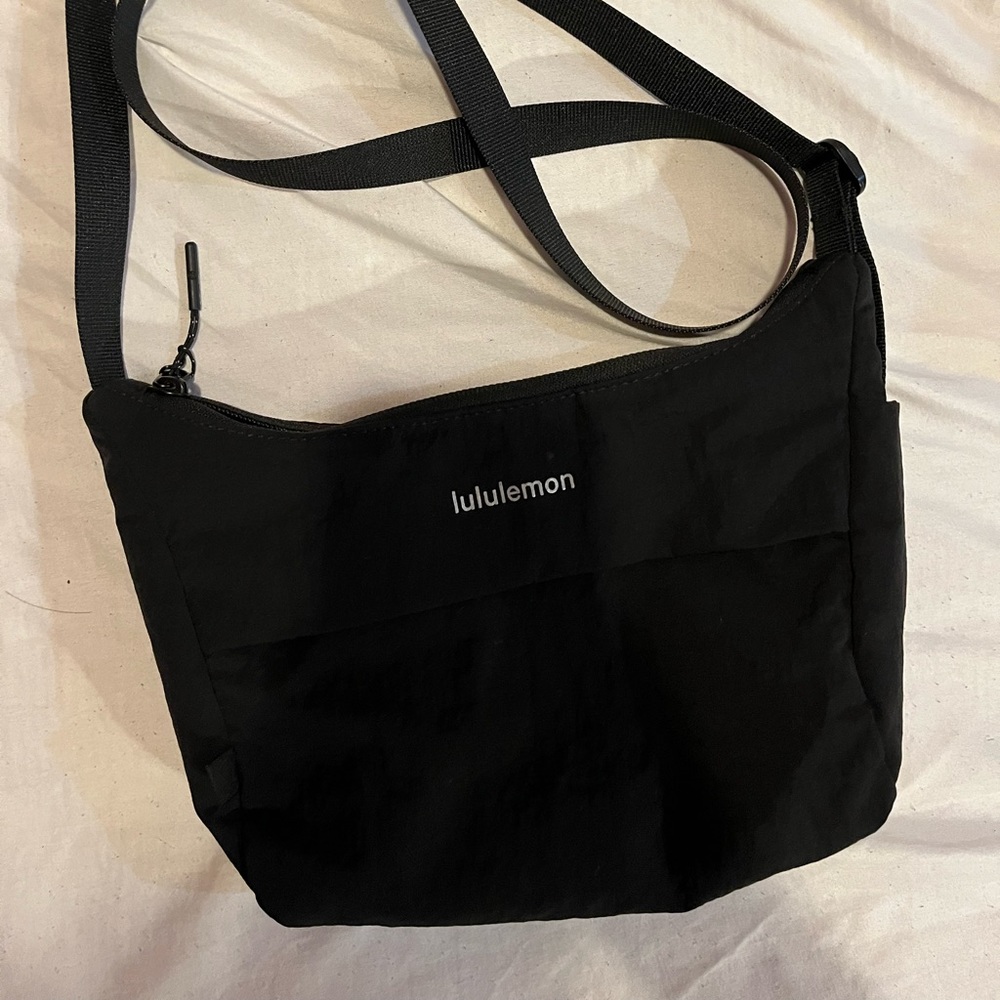 Lululemon Sling Crossbody